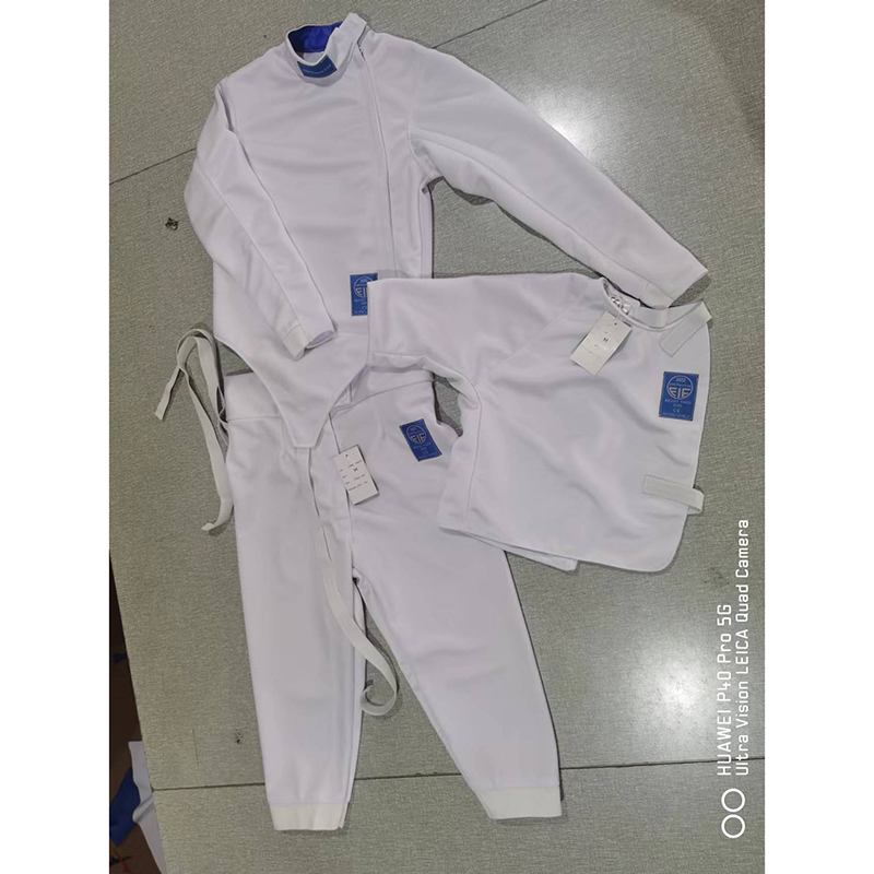 800NW FIE Fencing Uniform